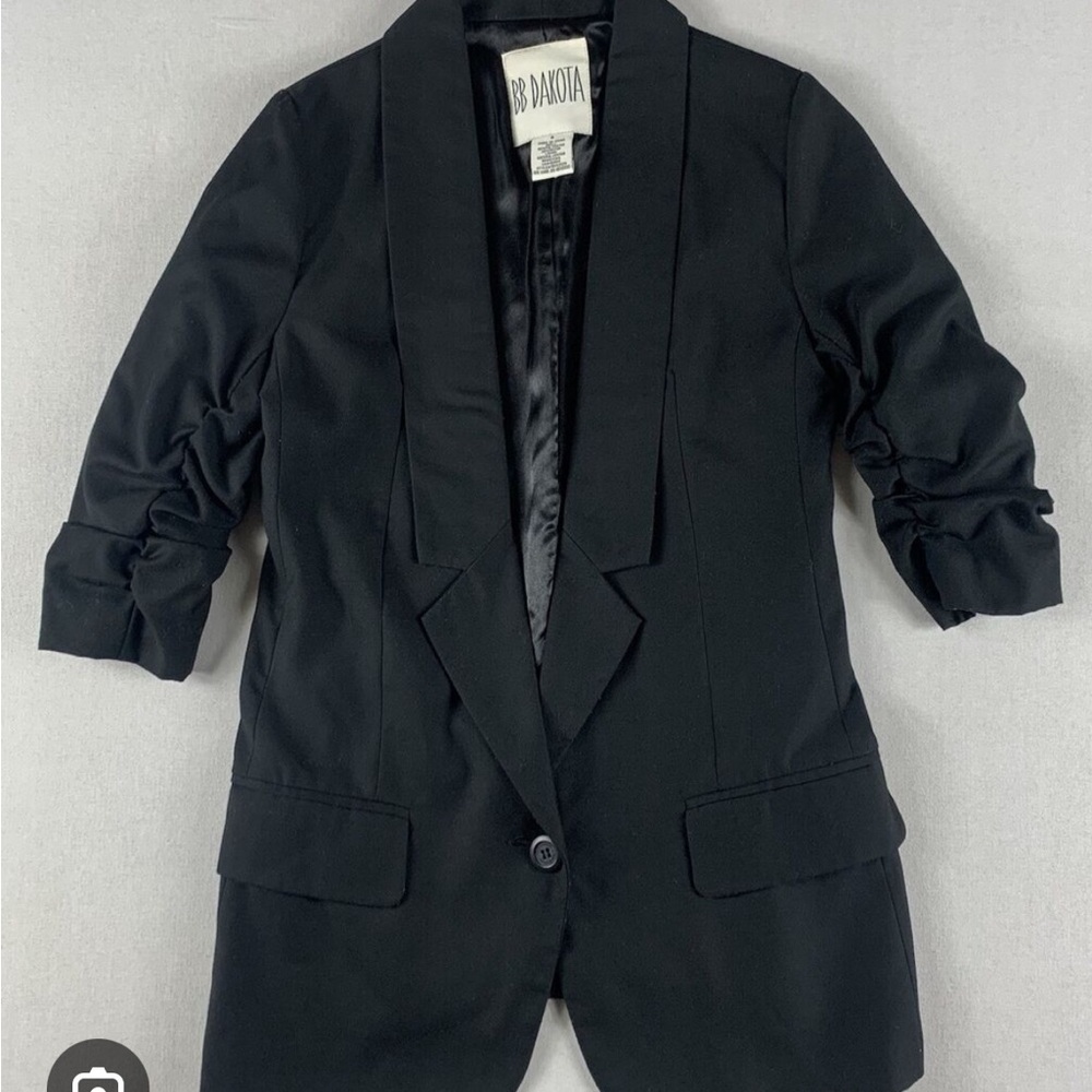 BB Dakota boyfriend Blazer